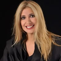 Foto Oficial da Dra. Silvia Carvalho